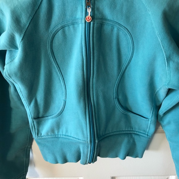 Lululemon Scuba Hoodie - Picture 3 of 6